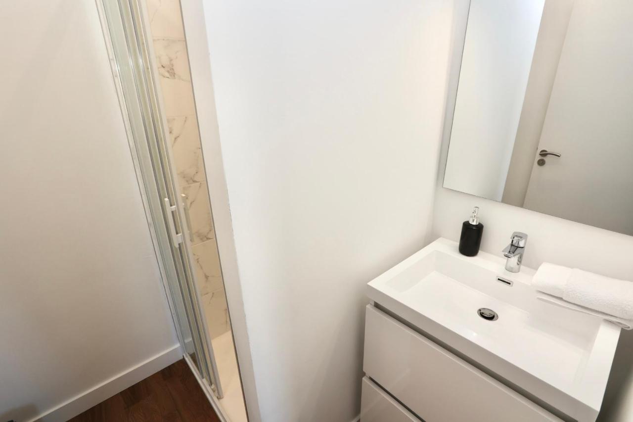 Napoleon Gare 8 T2 Dernier Etage Bylocly Apartment Pontivy Exterior photo
